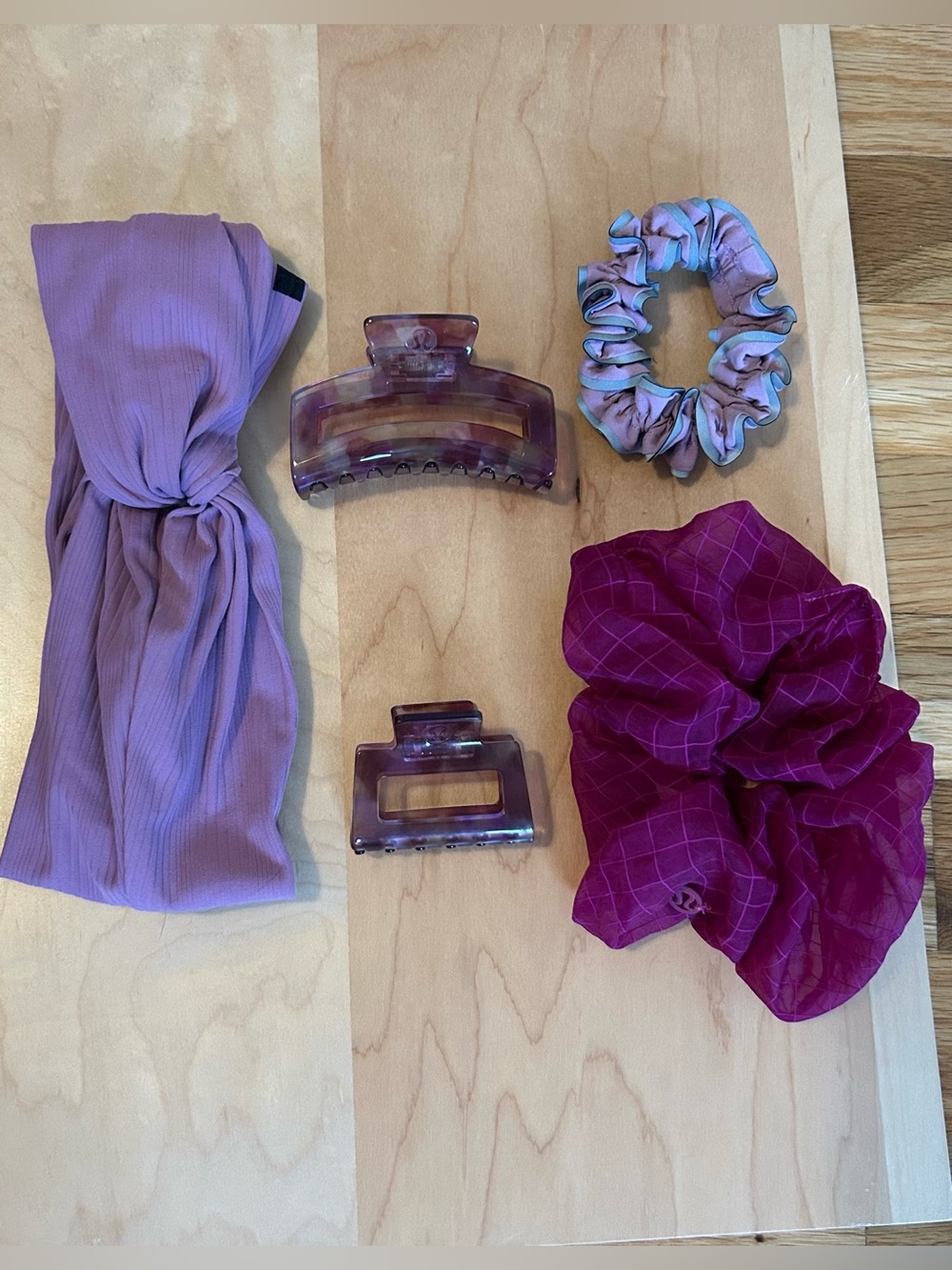 lululemon athletica Five Piece Lavender and Magenta Hair Accessory Set - Picture 3 of 10